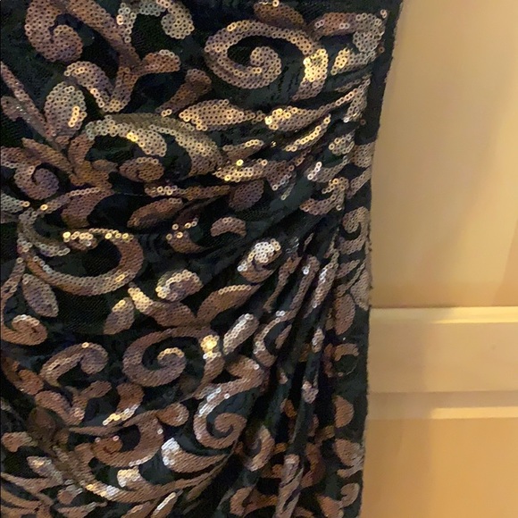 Lauren cocktail Dress perfect for night out w/date - Picture 7 of 8